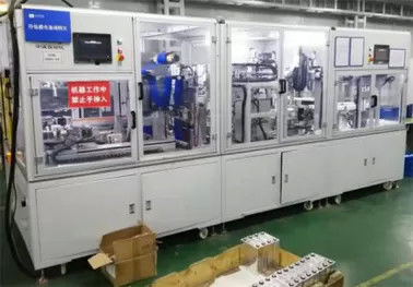 Oreille cylindrique d'Ion Battery Assembly Line Pole de lithium de capacité élevée formant la machine